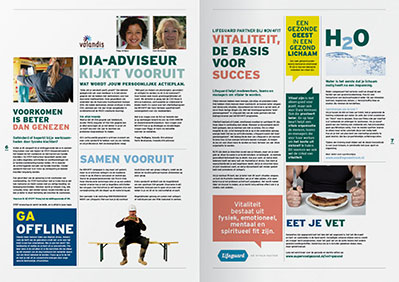 Ontwerp krant #DV4FIT opengevouwen